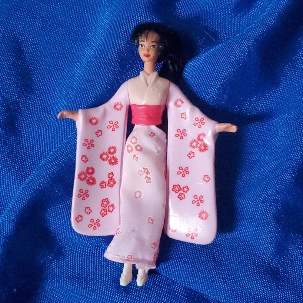 4/$20 VTG Barbie Dolls of the World Japanese Barbie doll McDonalds Toys …